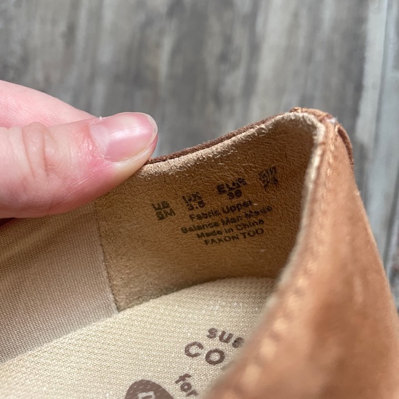 Dr scholls brown suede loafer - Picture 2 of 2